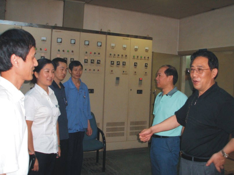 一瞬間 重慶深國(guó)貿(mào)物業(yè)和業(yè)主心連心 