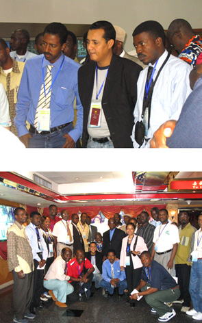 非洲政府代表團參觀國貿(mào)大廈